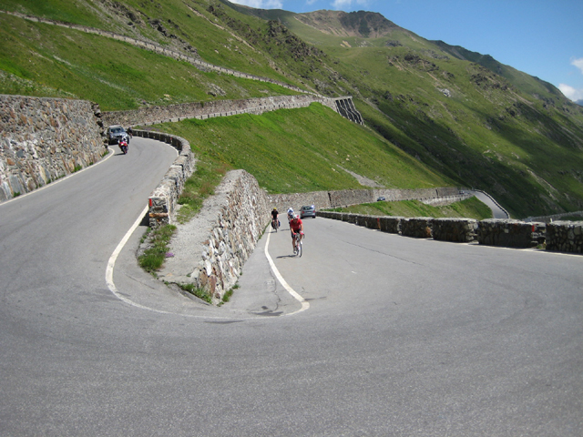 Larry Theobald of CycleItalia rides up the Stelvio