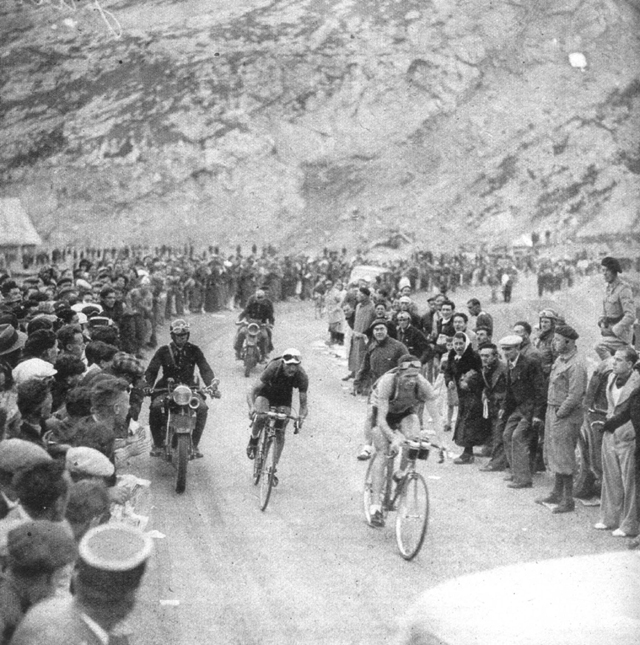 Mario vicini and Gino Bartali on the Galibier in 1938