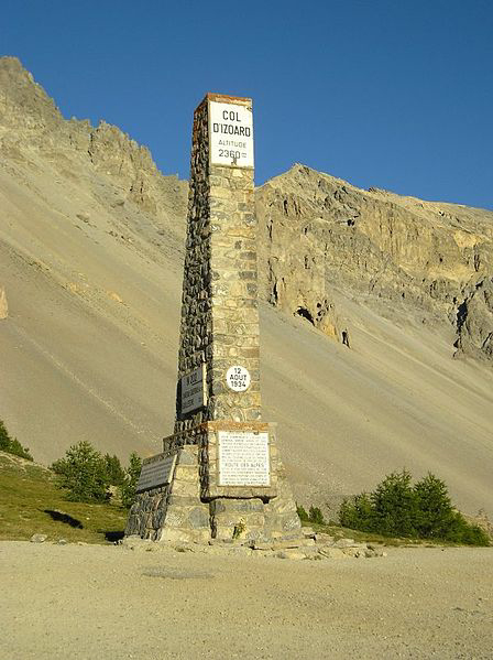 Memeorial at the top of the Col d'Izoard