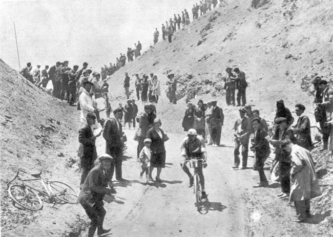 Antonin Magne on the Tourmalet in the 1930 Tour de France