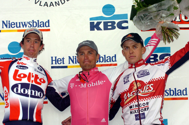 2004 Tour of Flanders podium