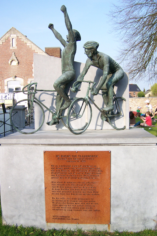 Flanders monument.