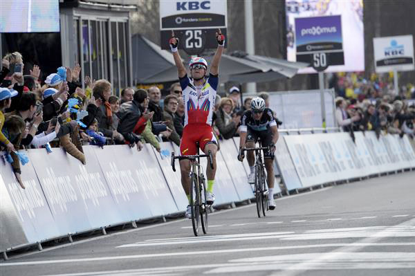 Alexander Kristoff wins the 2015 Tour of Flanders