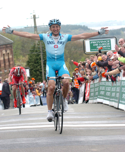 Davide Rebellin wins 2004 Fleche Wallone