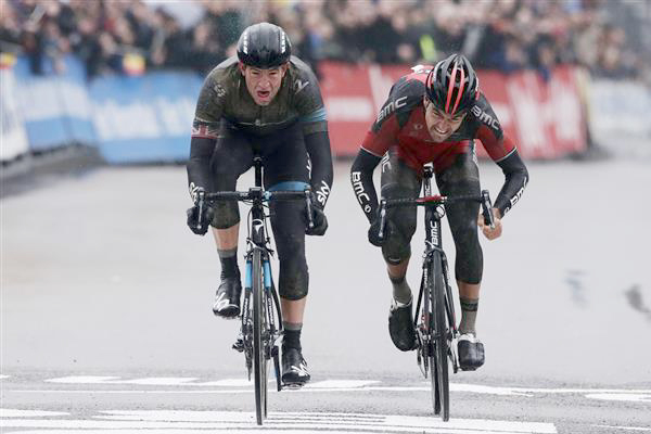 Ian Stannard wins 2014 Het Nieuwsblad