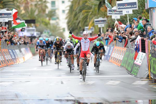 Alexander Kristoff wins