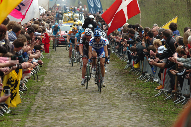 Maarten Wyants leads through the Arenberg Forest