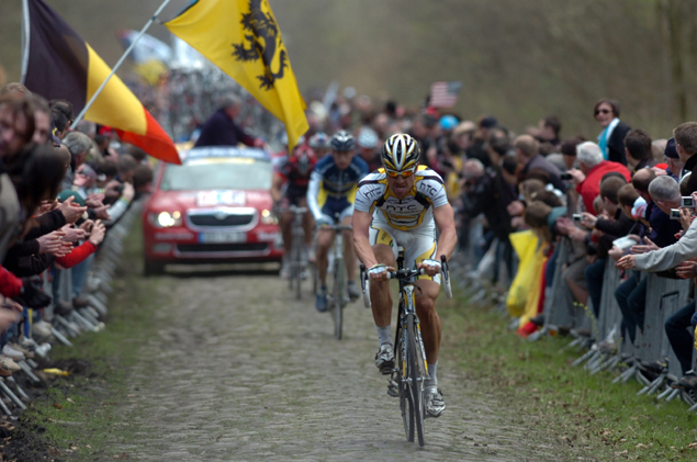 Racing through the Arenberg