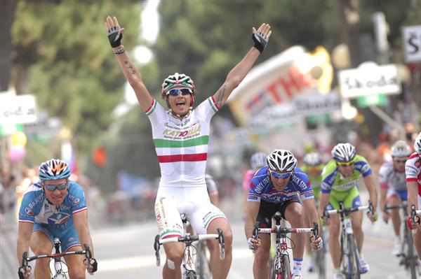 Pozzato wins stage 12