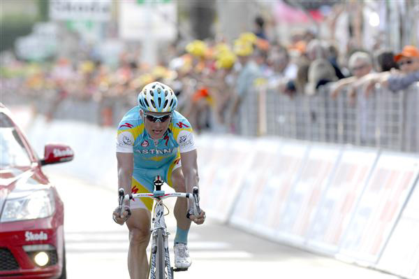 Vinokourov is fifth