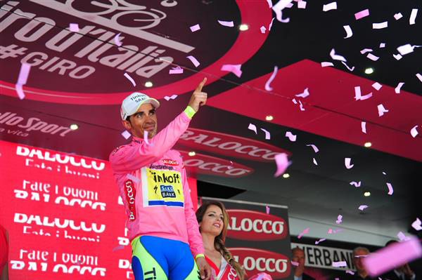 Alberto Contador extended his lead in stage 18