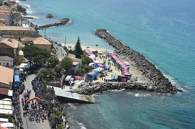 Giro stage 7 start