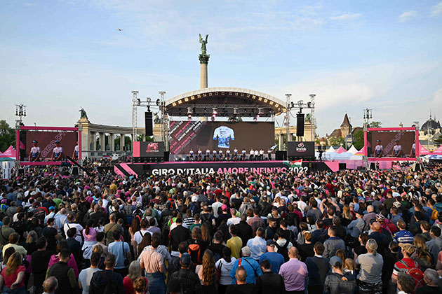 Giro presentation ceremony