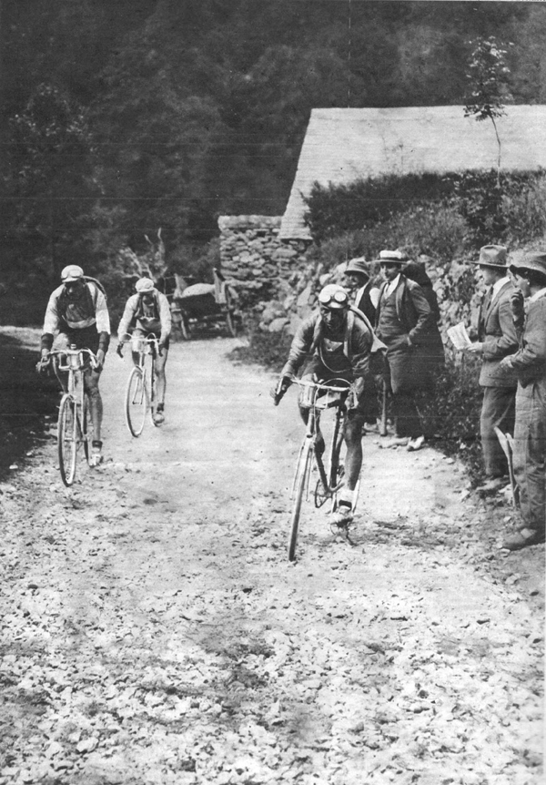 Ottavio Botteachia leads Aymo and Francis pellisier on the Aubisque