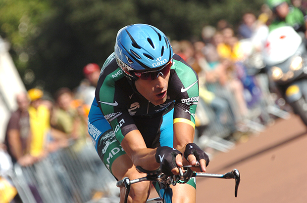 Hincapie races the 2007 Tour de Franc Prologue