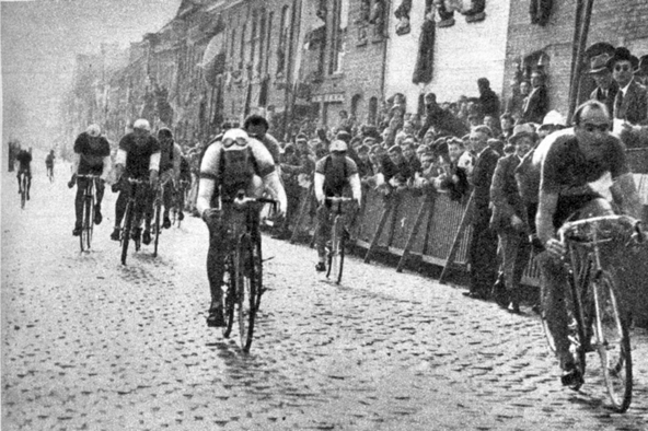 Fiorenzo Magni wins the Tour of Flanders