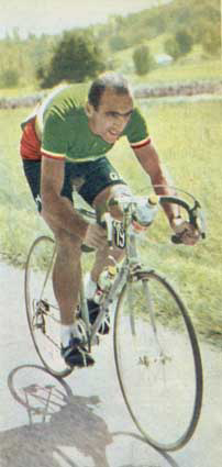 Magni in Italian champion's jersey