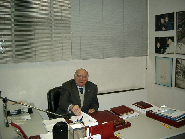 Magni in his office in 2006