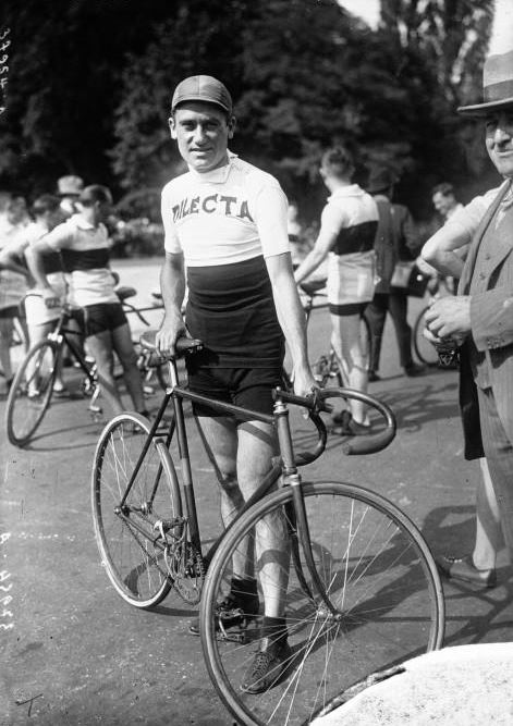 Henri Pelissier in 1926 at the Criterium des As