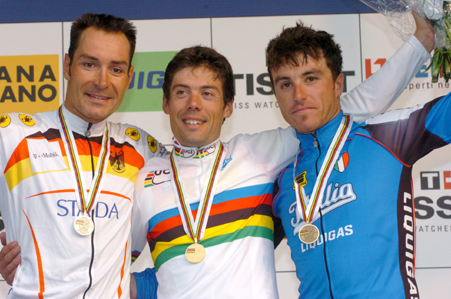 2004 World podium