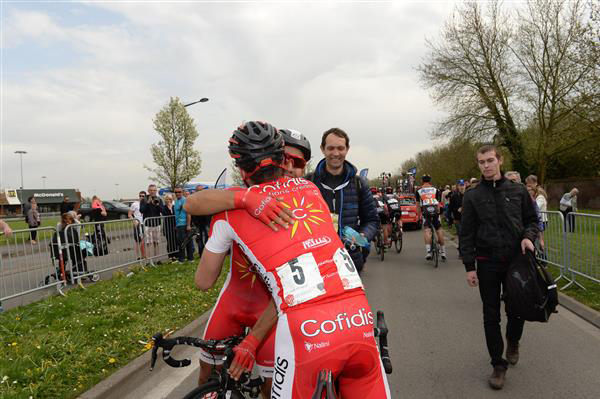 Florian Senechal congratulates Nacer Bouhanni