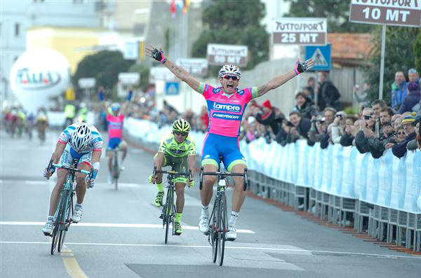 Filippo Pozzato wins