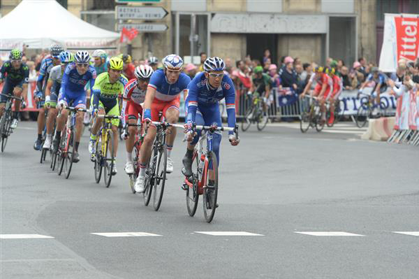 Jeremy Roy leads Arnaud Demare