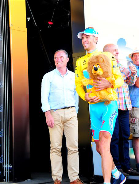 Vincenzo Nibali and Bernard Hinault