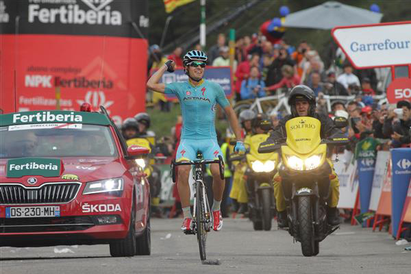 Mikel Landa wins stage 11