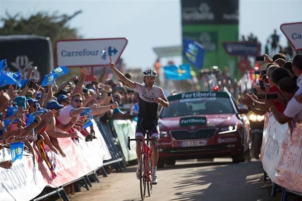 Frank Schleck wins Vuelta stage 16