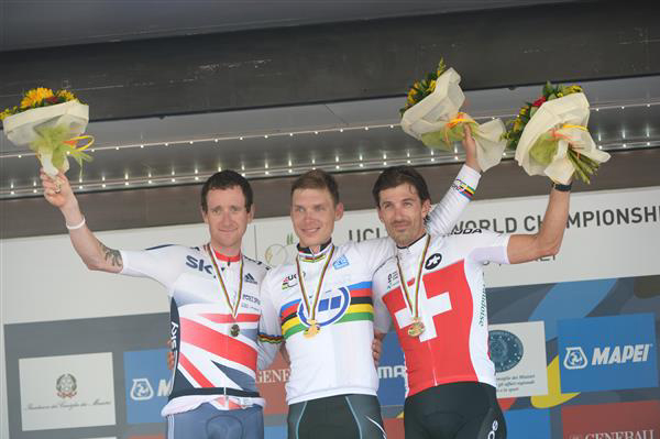 Elite Men time trial podium